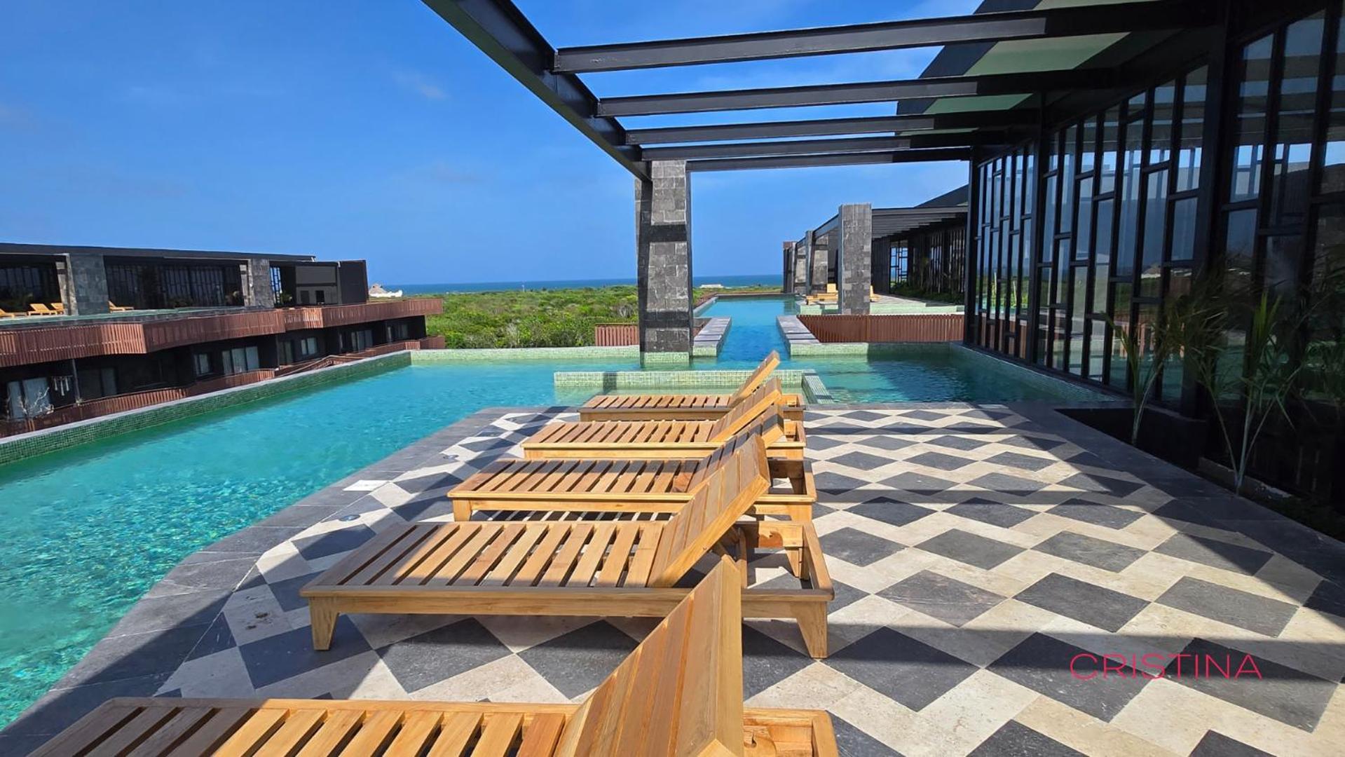 With Private Jacuzzi, Rooftop Pools & Free Club Apartamento