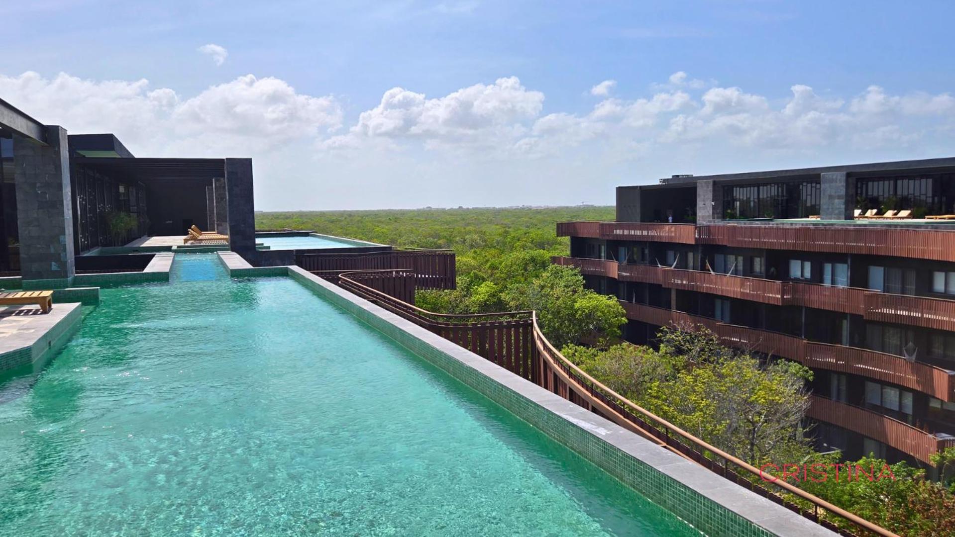 With Private Jacuzzi, Rooftop Pools & Free Club Apartamento