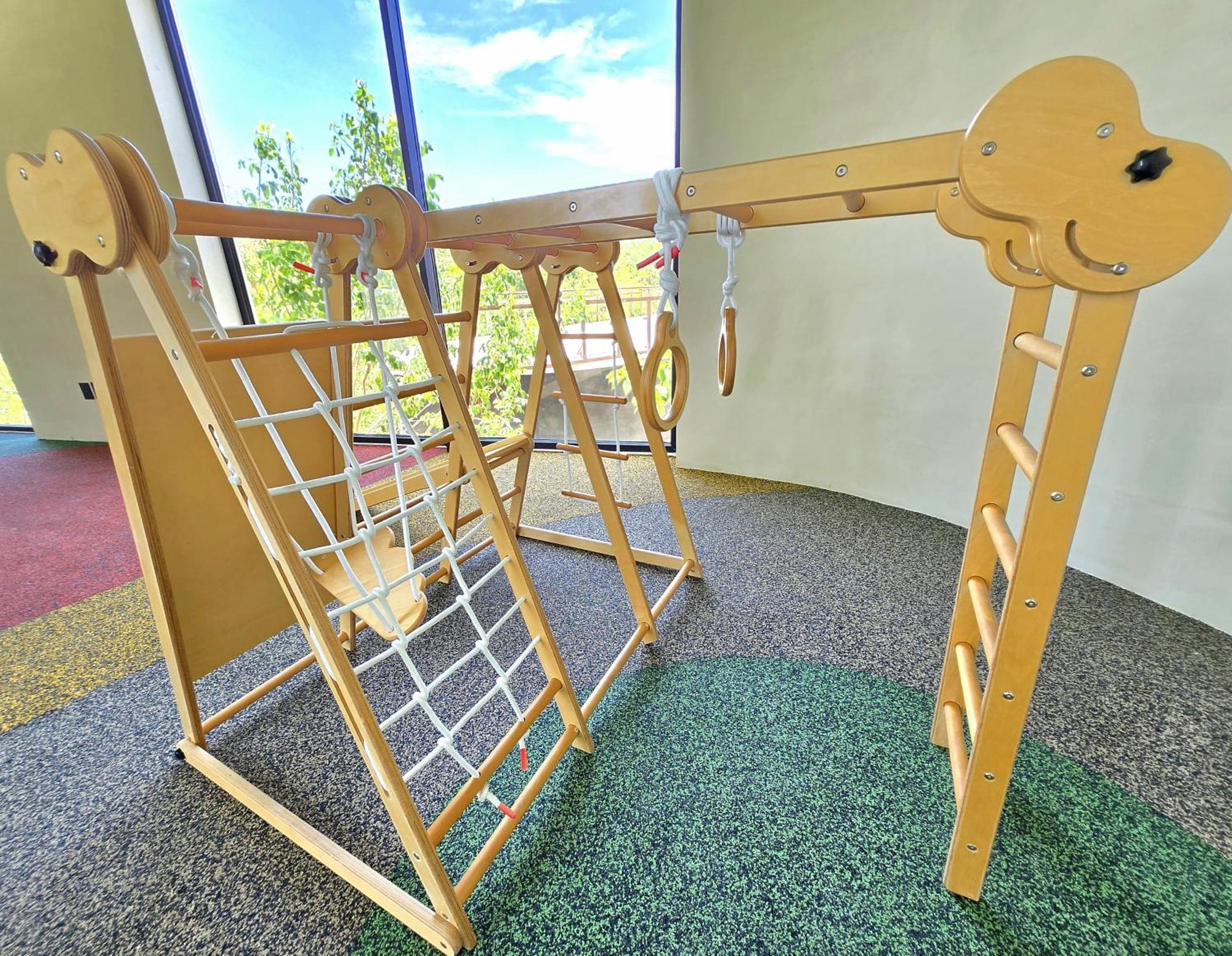 With Private Jacuzzi, Rooftop Pools & Free Club Apartment