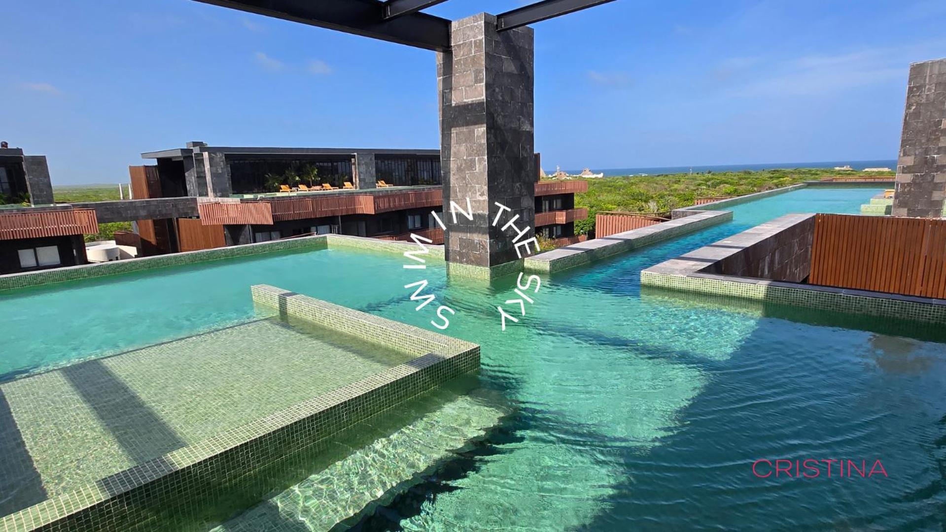 With Private Jacuzzi, Rooftop Pools & Free Club Apartment *